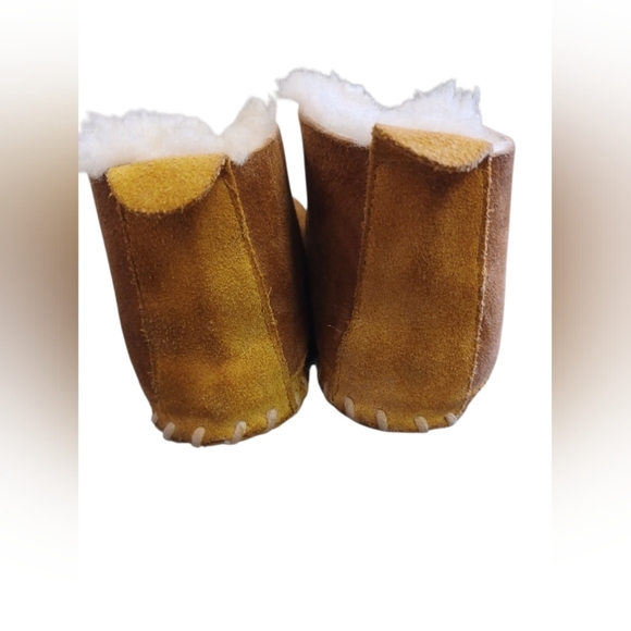 L.L. Bean "Wicked Good Slipper" EUC Leather Shearling, Dark Tan Size 6M - Picture 6 of 7